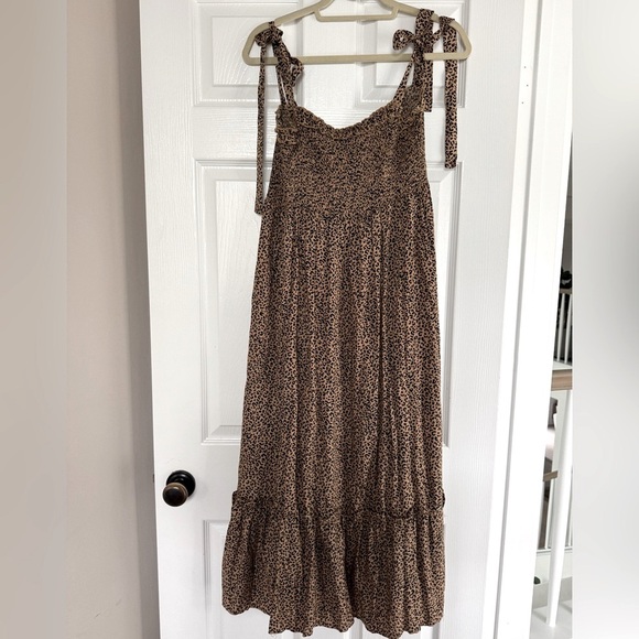 Leopard print smocked tie maxi dress size L color - Picture 2 of 6
